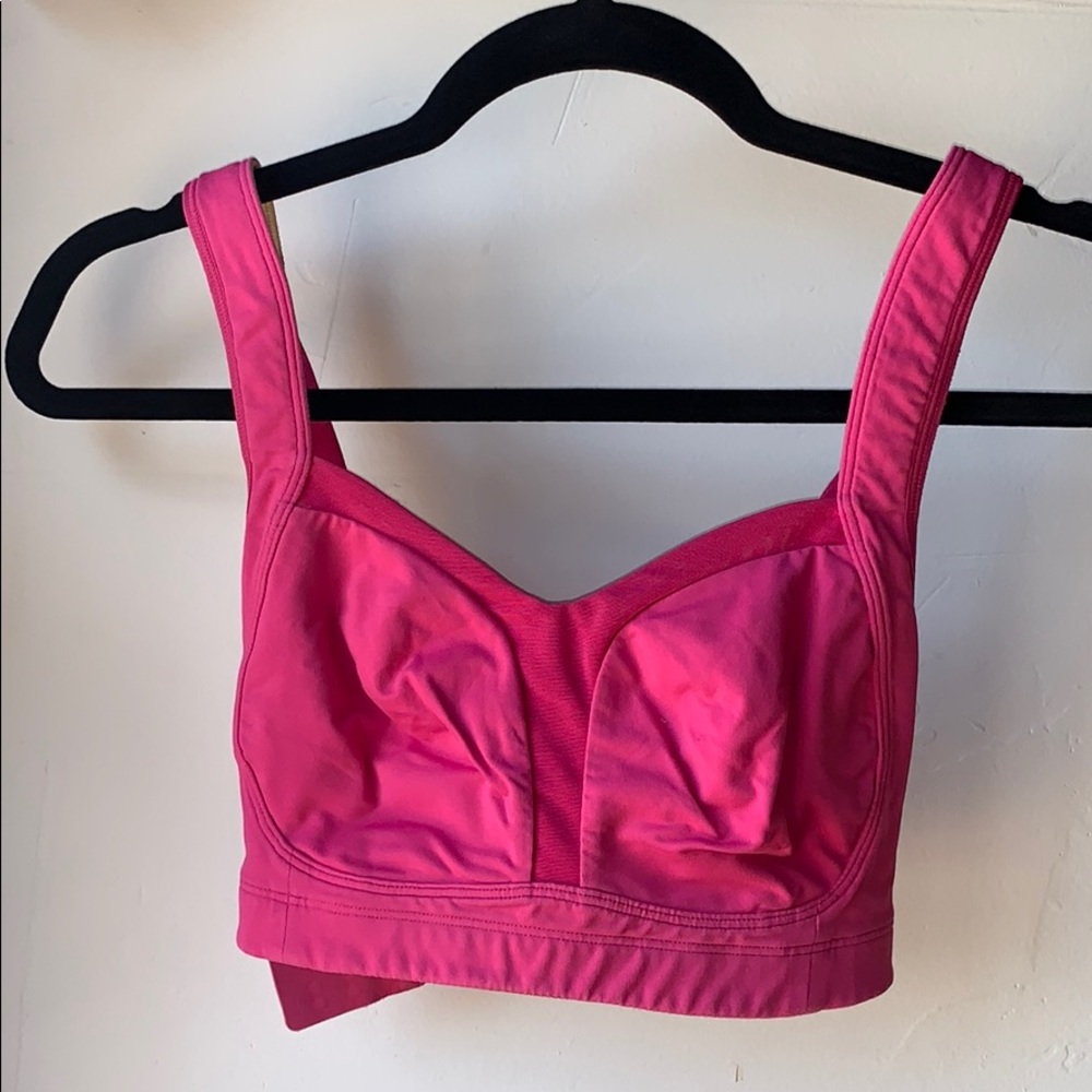 Lululemon 36C Sports Bra Pink Small